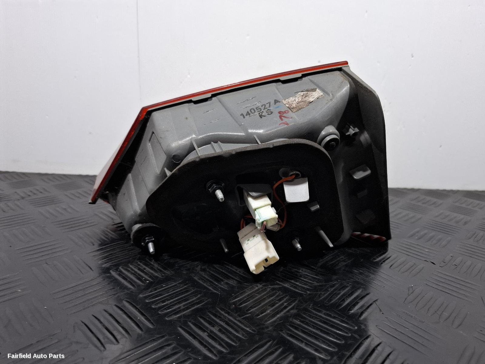 2011-2015 Hyundai I40 Rear Garnish