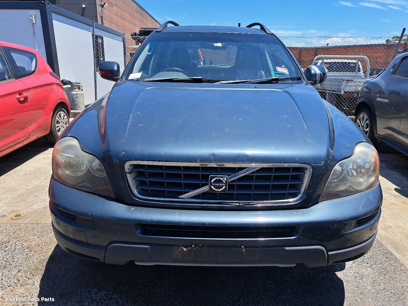 2006-2014 Volvo Xc90 Radiator