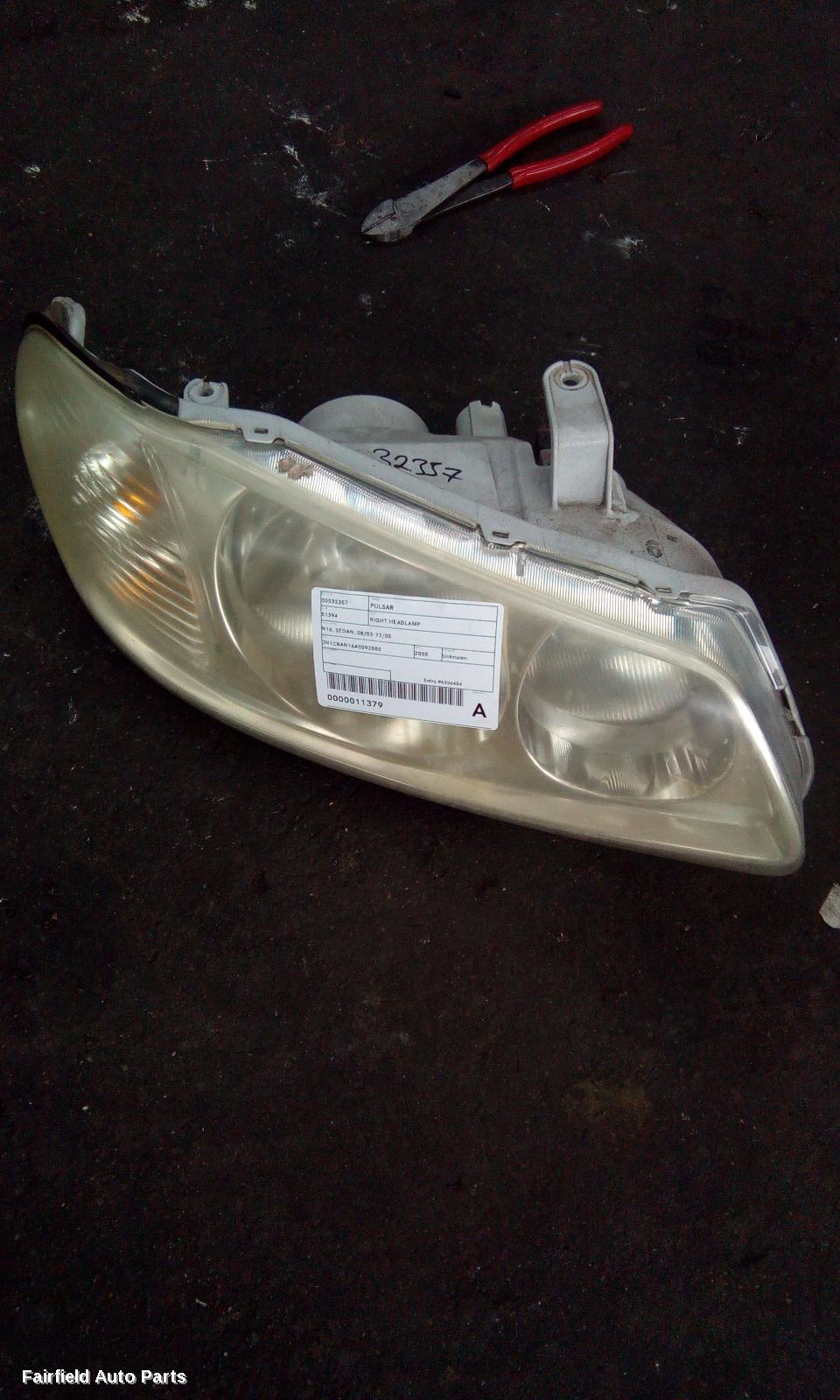 2003-2005 Nissan Pulsar Right Headlamp