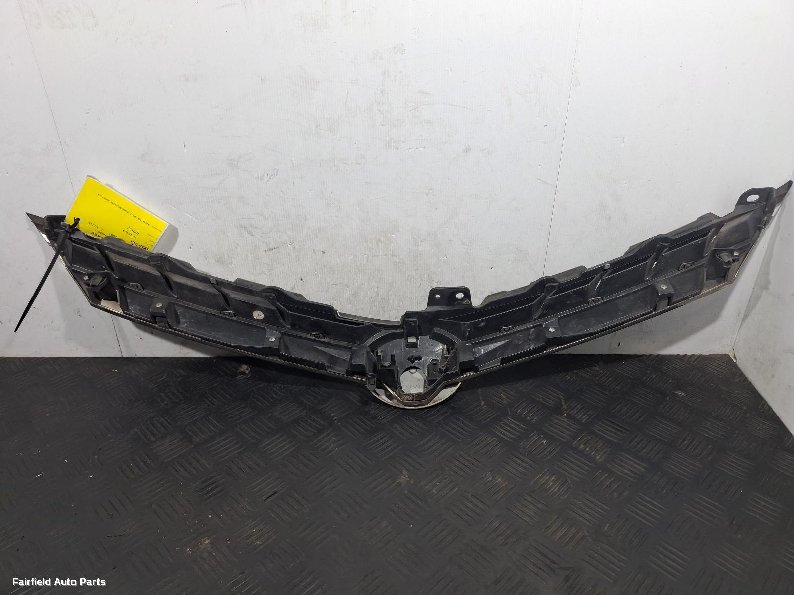 2006-2008 Toyota Tarago Grille