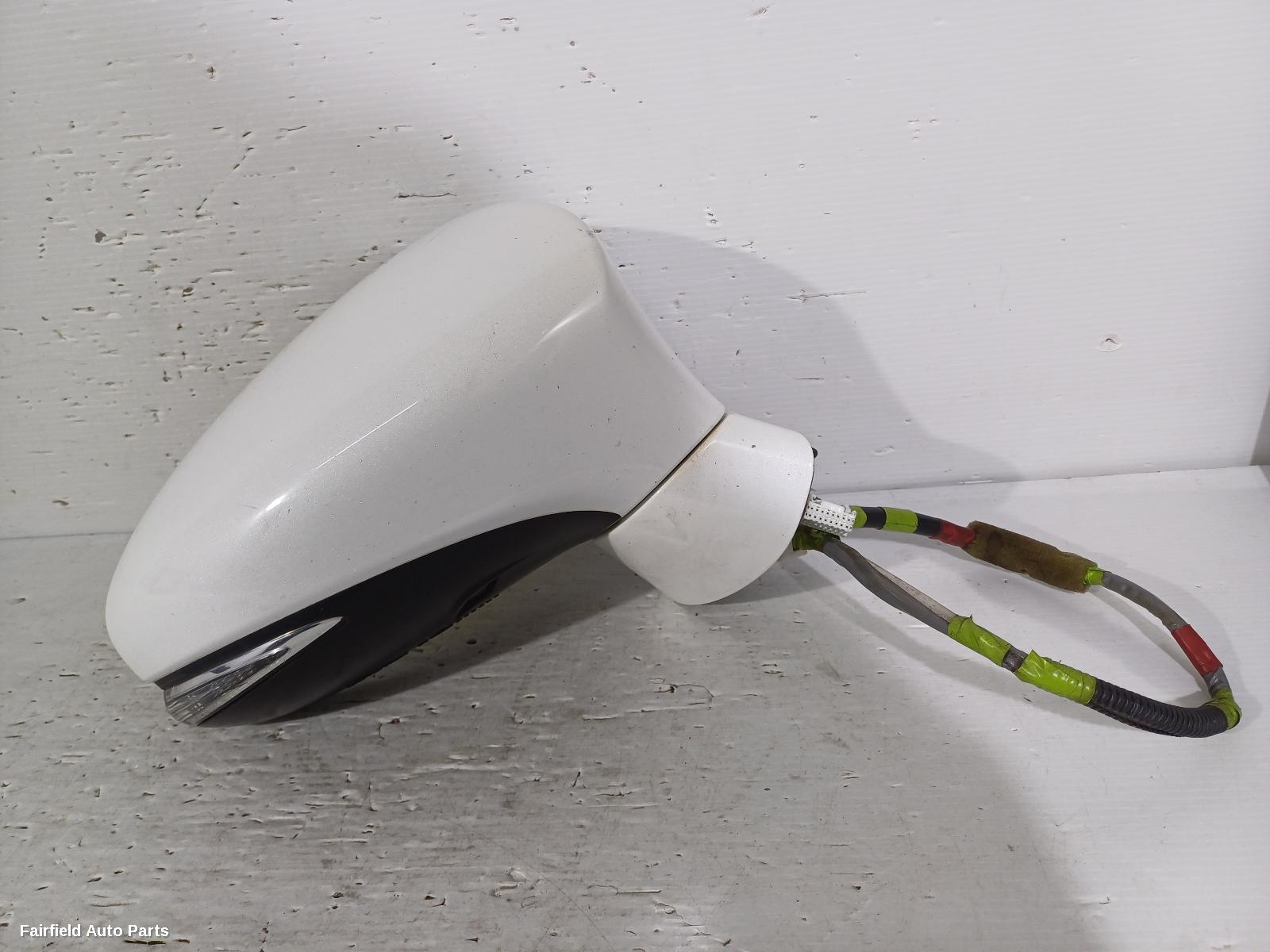 2010-2013 Lexus Ct200h Right Door Mirror