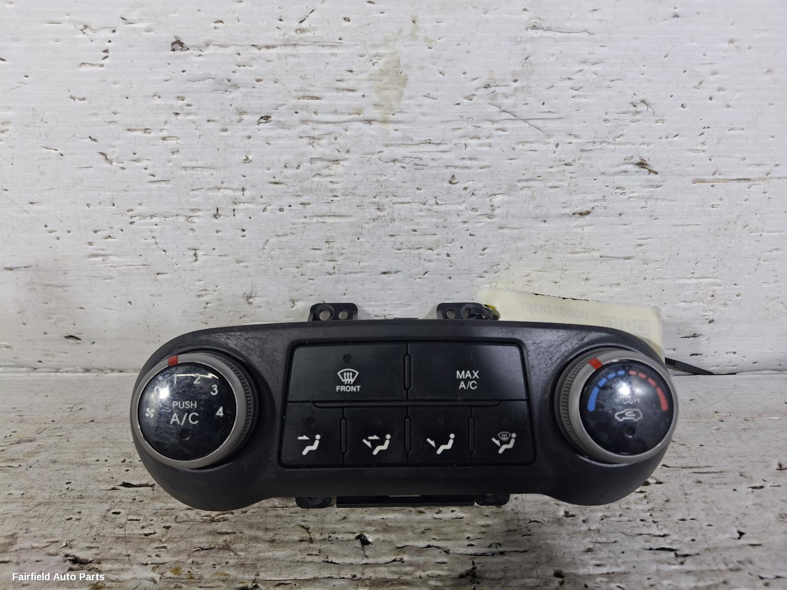 2009-2015 Hyundai Ix35 Heater Ac Controls