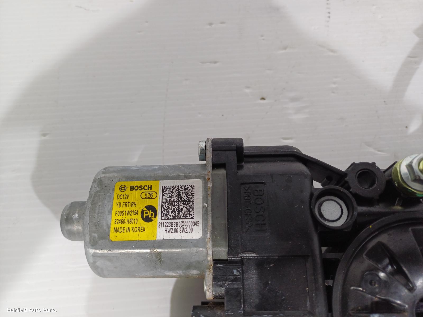 2020-2026 Kia Stonic Right Front Window Reg Motor