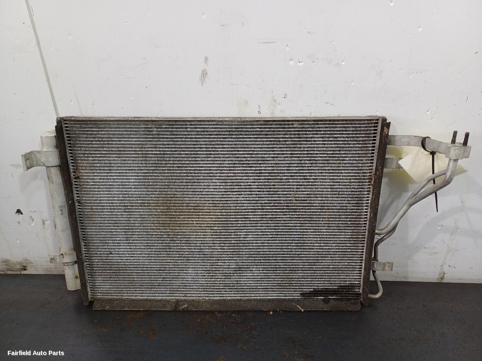 2008-2013 Kia Cerato Radiator