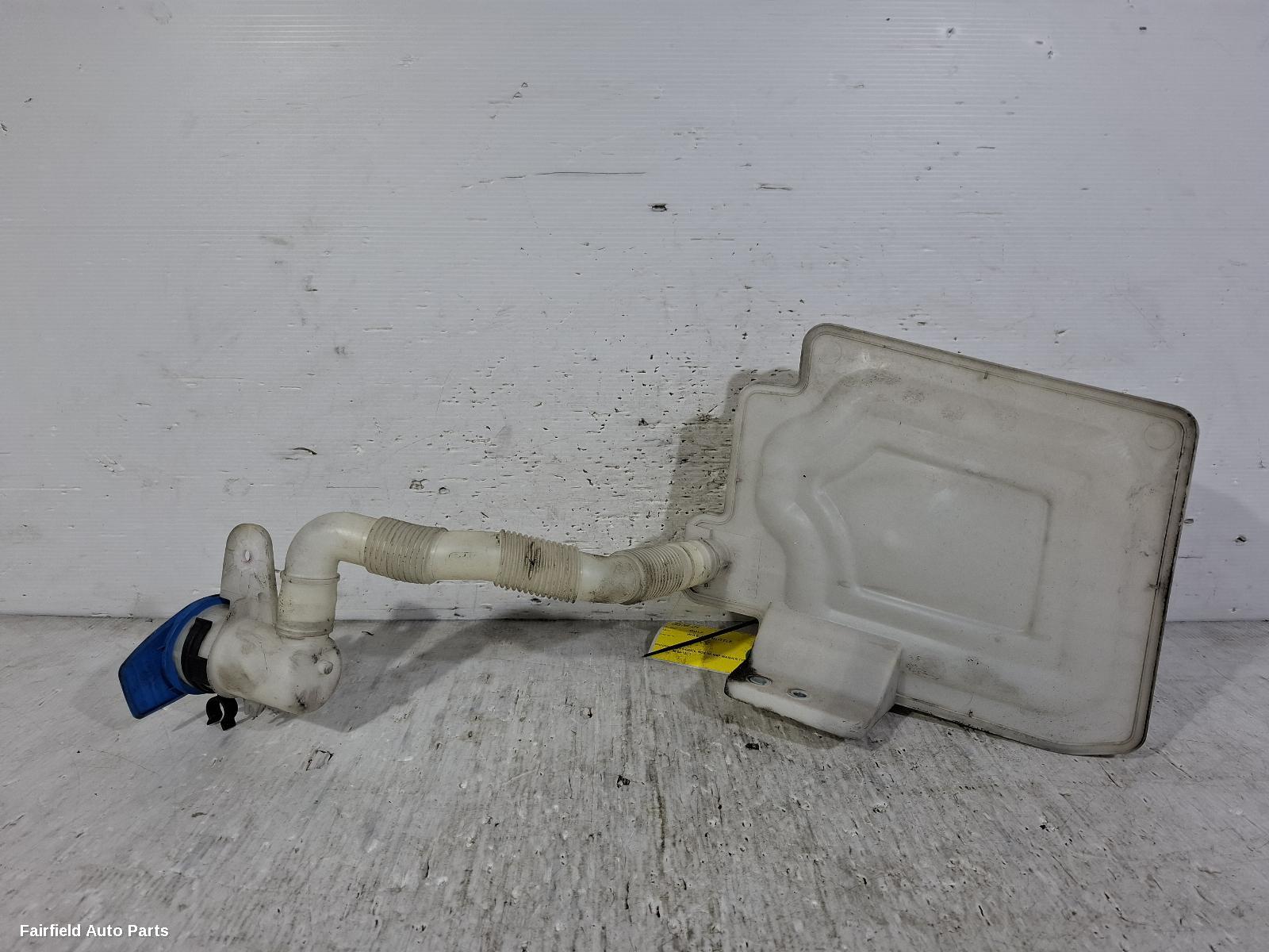 2004-2015 Volkswagen Golf Washer Bottle