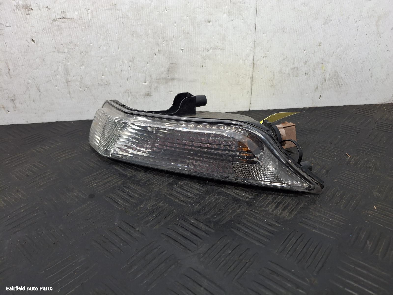2015-2017 Ford Mustang Left Indicator Fog Side