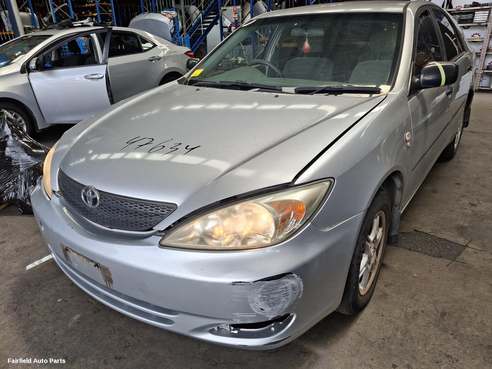 2002-2004 Toyota Camry Grille