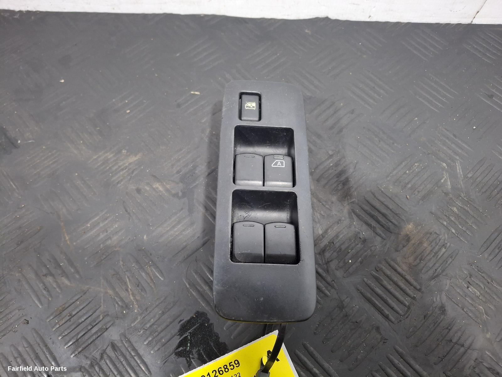 2007-2014 Nissan Dualis Pwr Dr Wind Switch