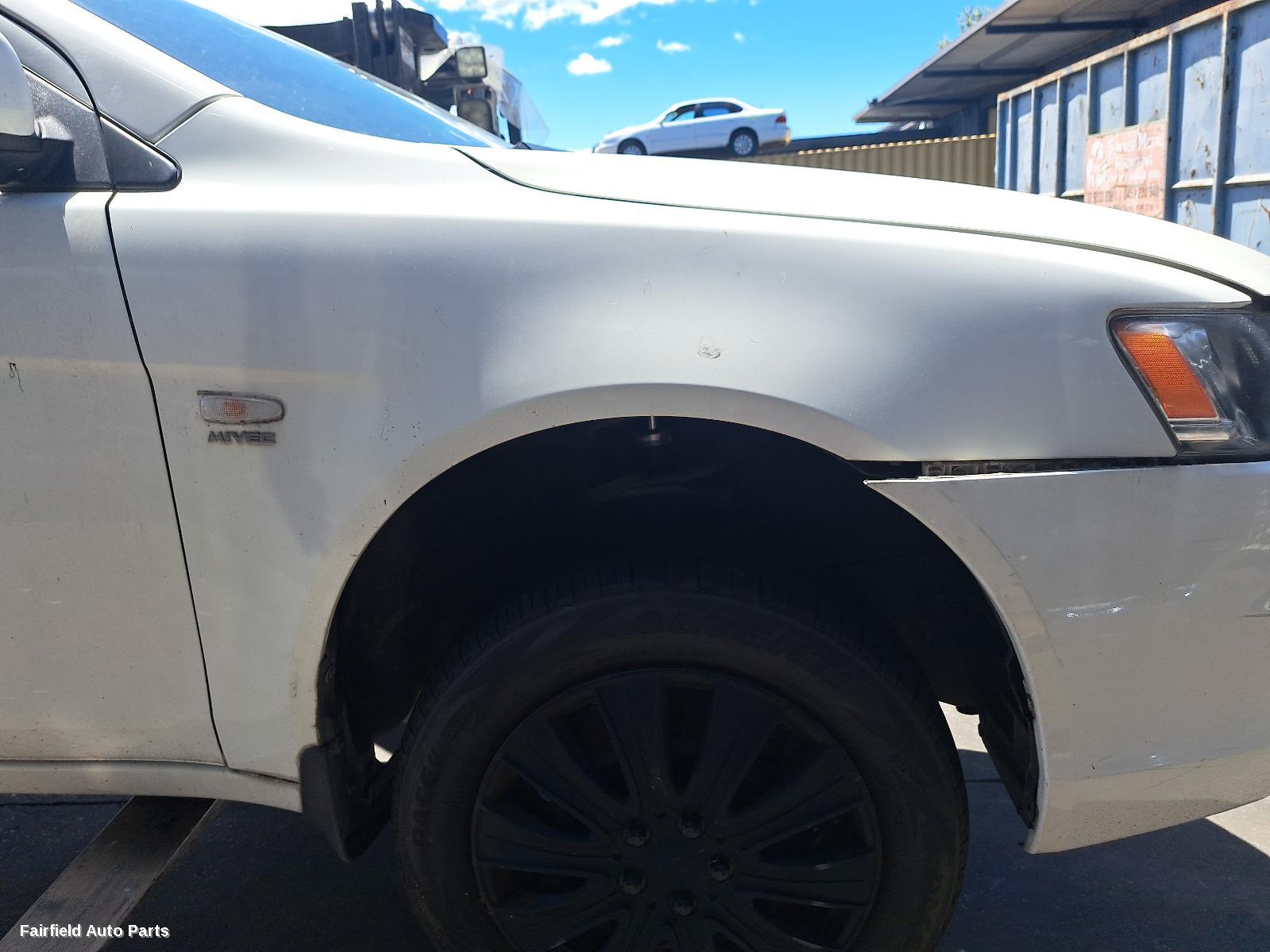2007-2014 Mitsubishi Lancer Right Door Mirror