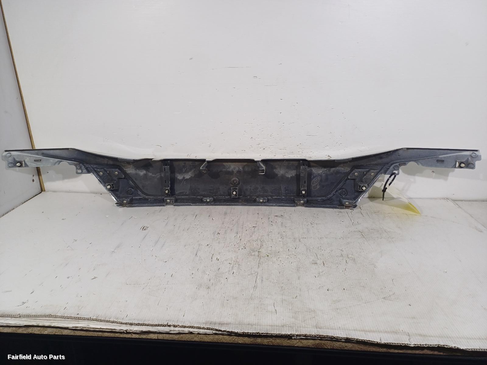 2015-2021 Mitsubishi Outlander Rear Garnish