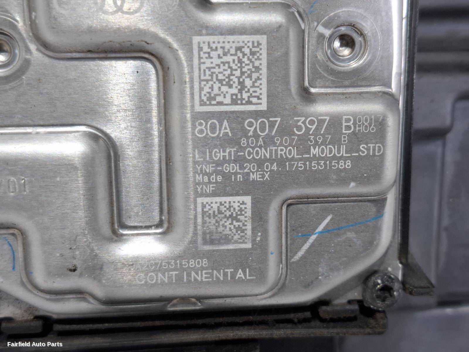 2017-2020 Audi Q5 Right Headlamp
