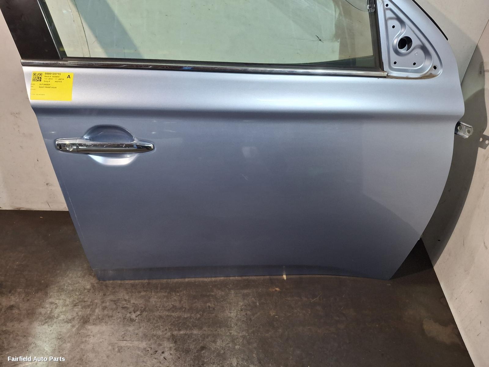 2012-2015 Mitsubishi Outlander Right Front Door