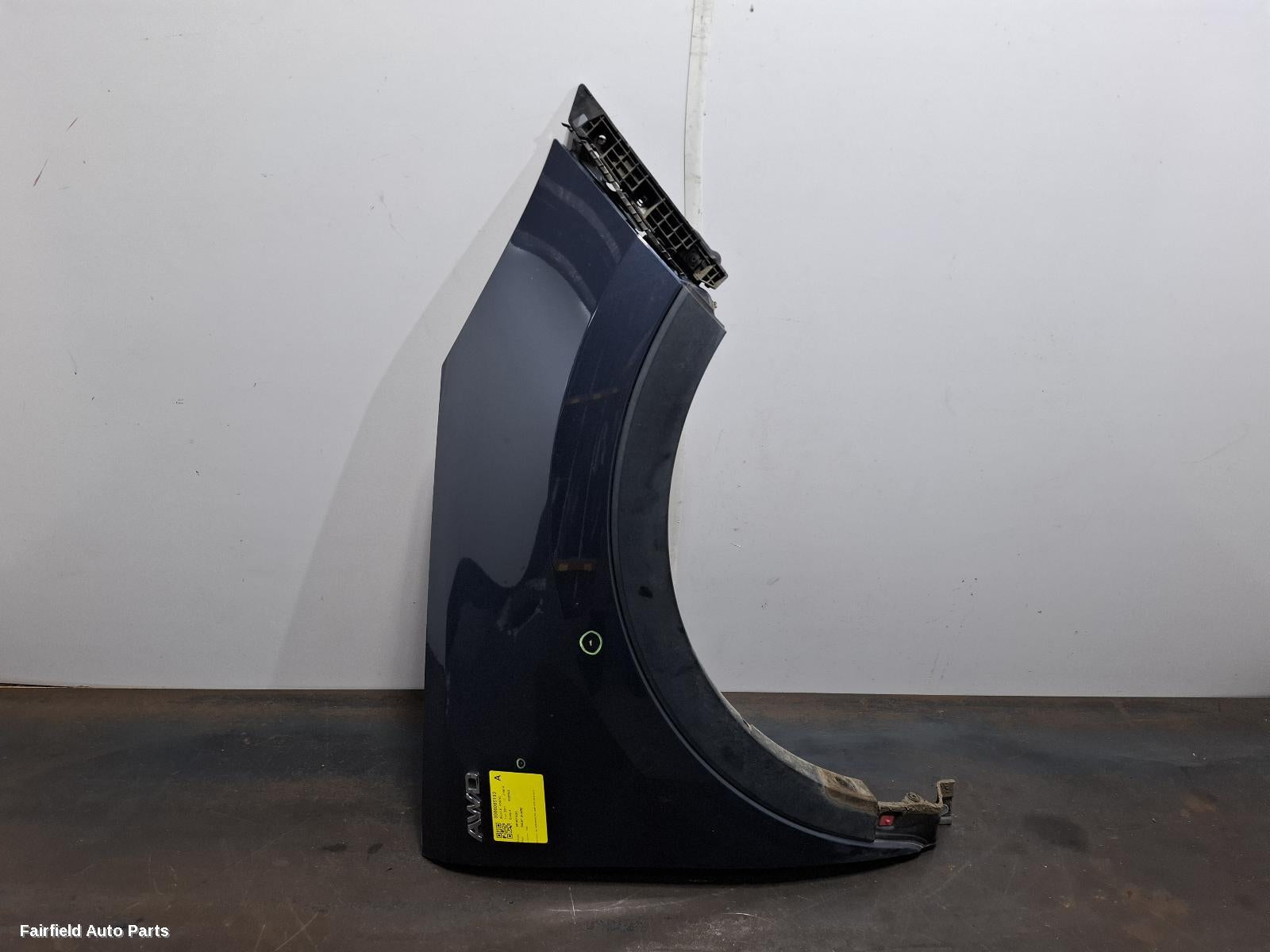 2010-2015 Kia Sportage Right Guard