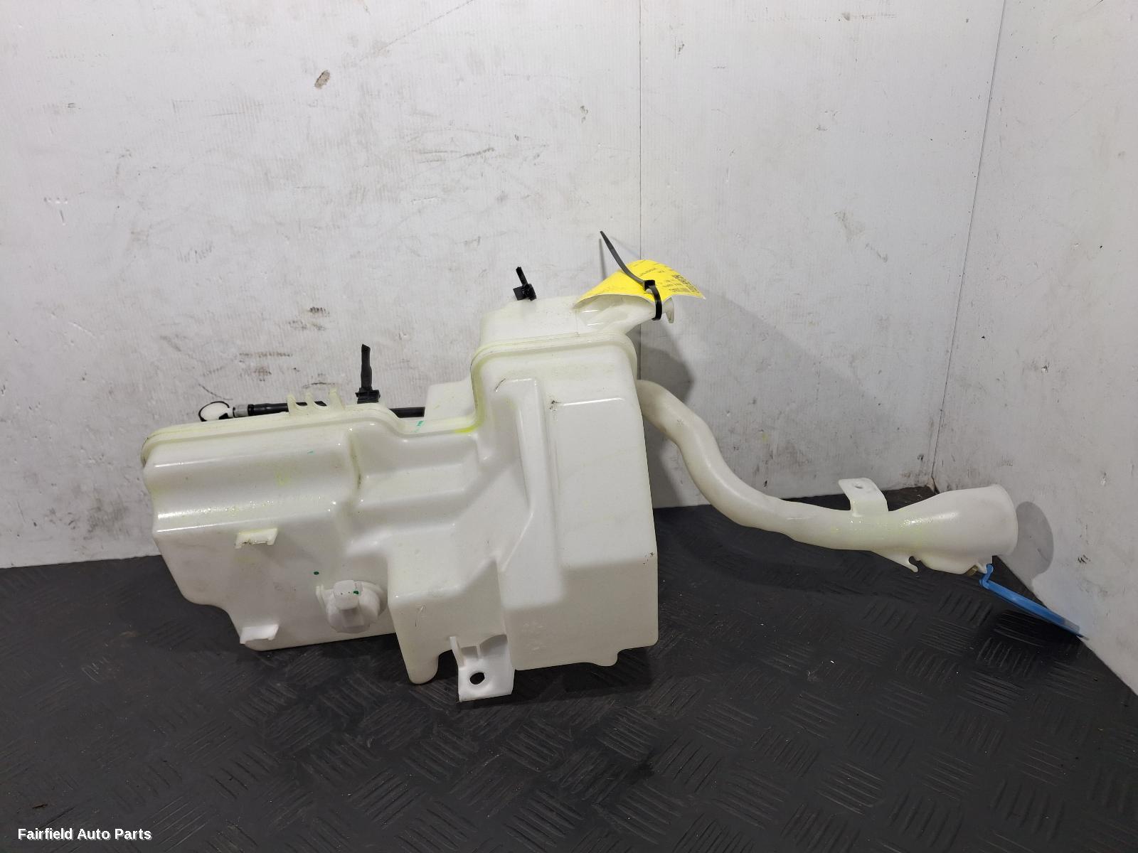 2018-2026 Volvo Xc40 Washer Bottle