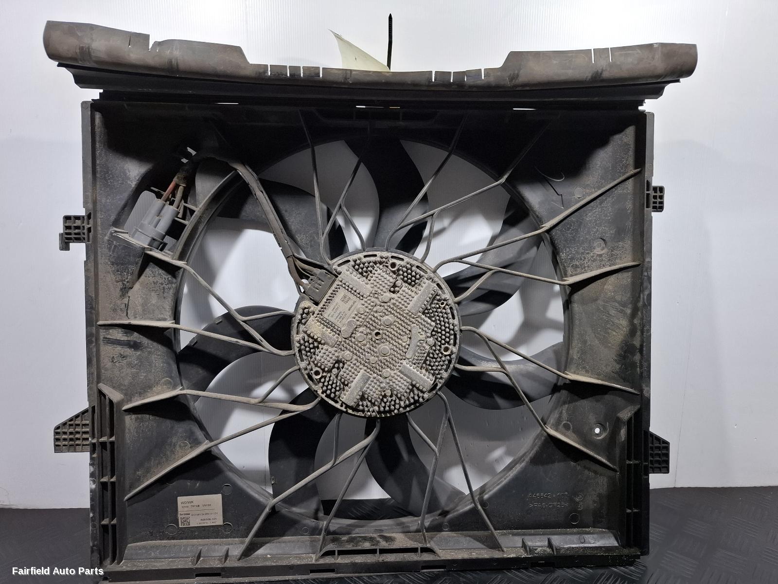2013-2022 Jeep Grandcherokee Fan