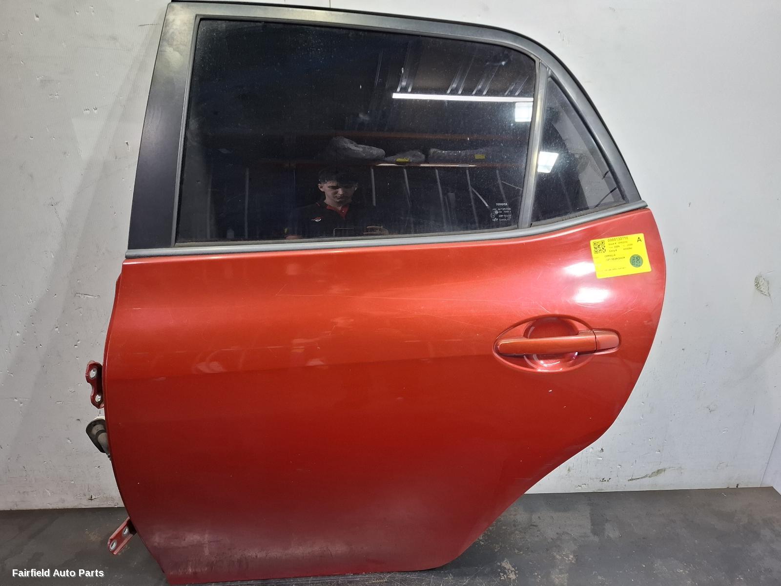 2007-2012 Toyota Corolla Left Rear Door Sliding