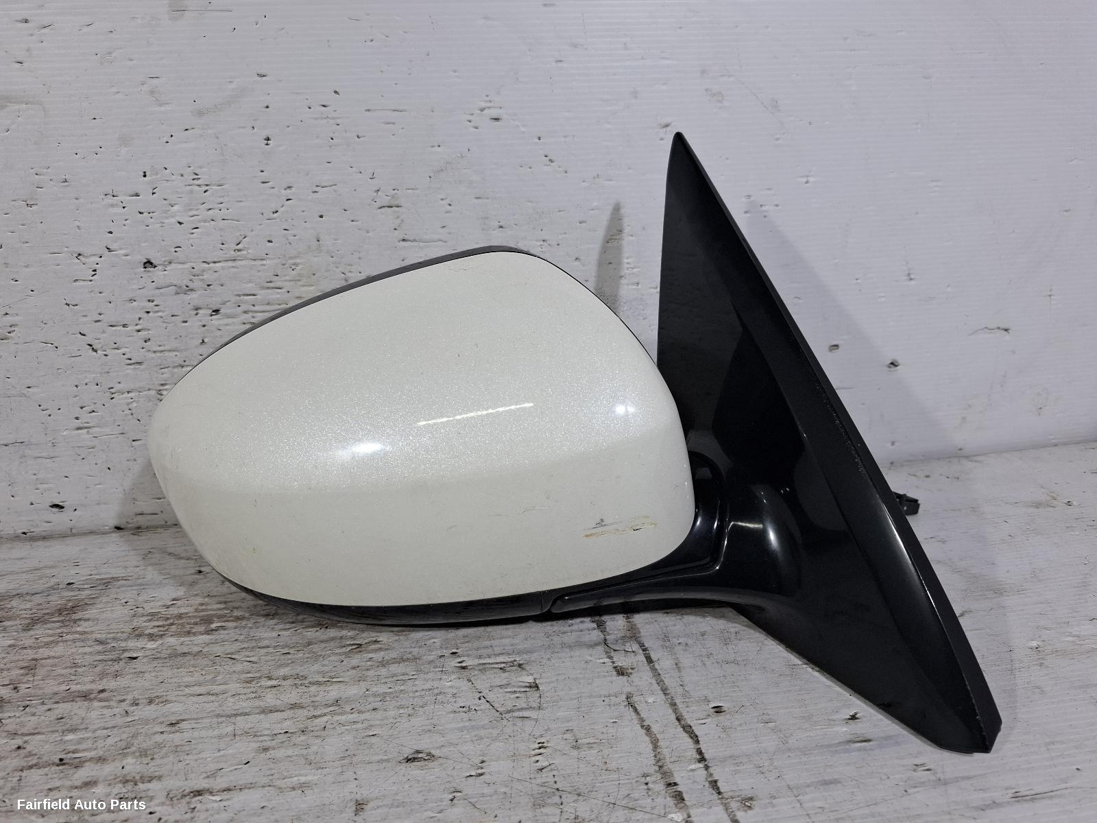 2013-2016 Nissan Pathfinder Right Door Mirror