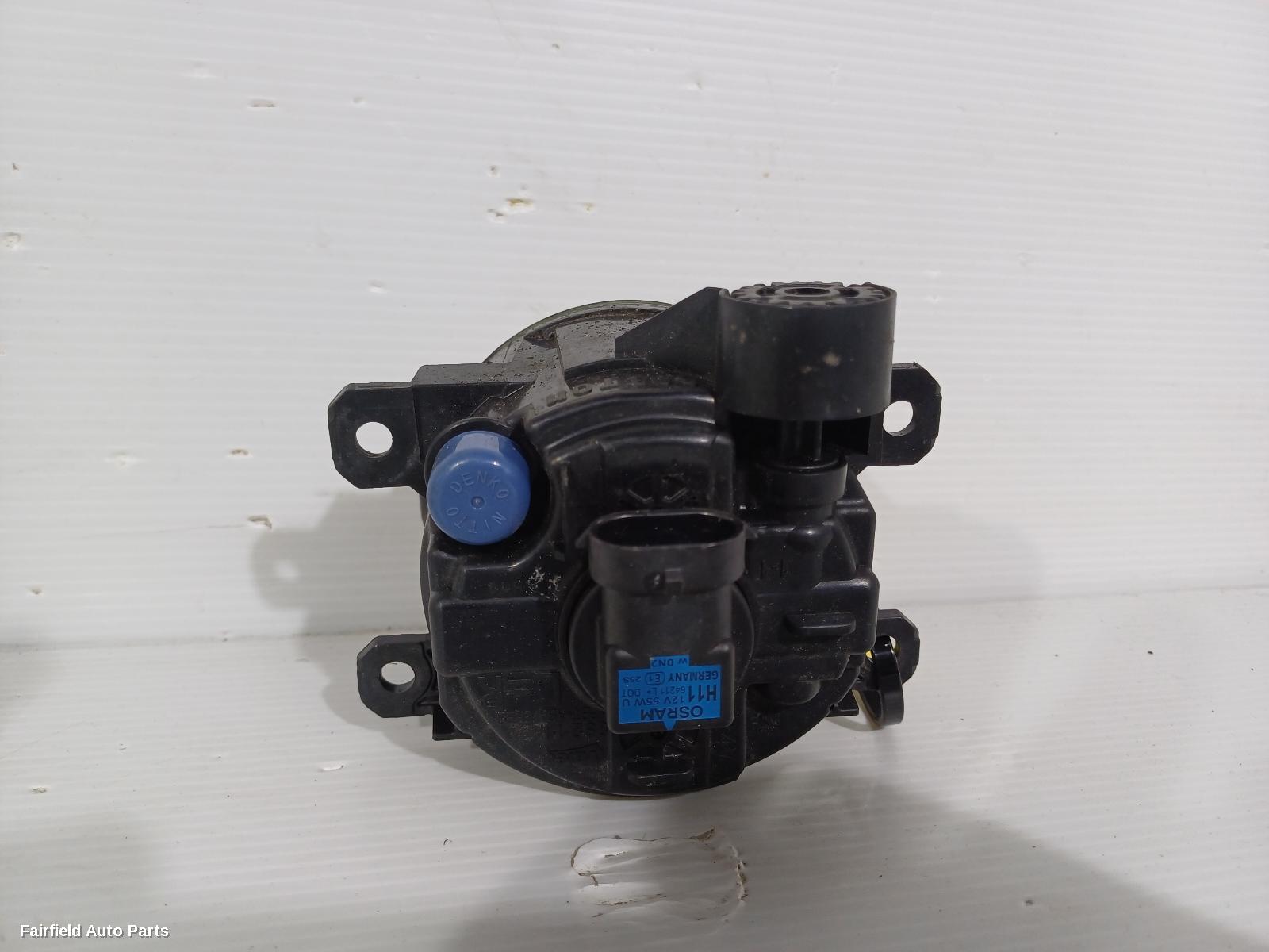 2014-2018 Jeep Cherokee Left Indicator Fog Side