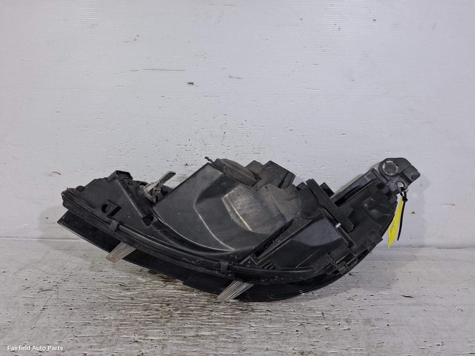 2014-2017 Peugeot 308 Right Headlamp