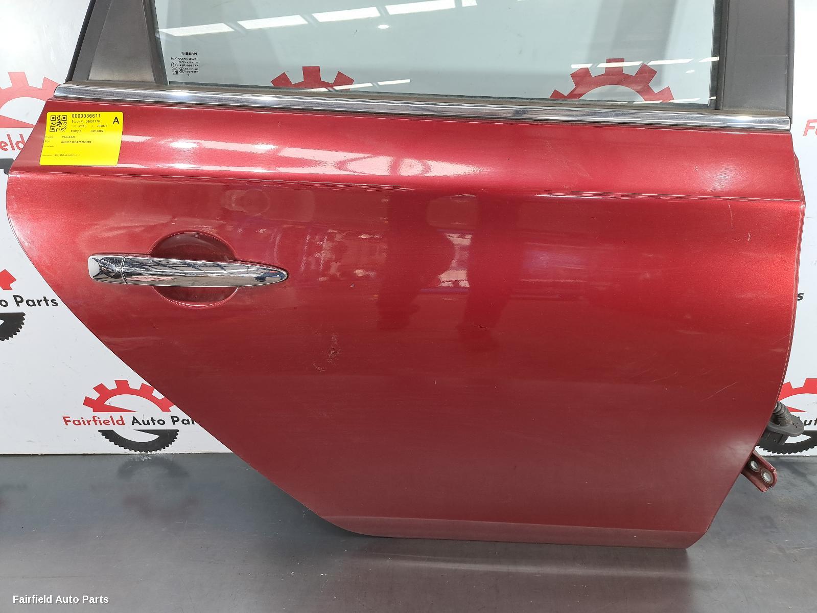 2012-2017 Nissan Pulsar Right Rear Door Sliding