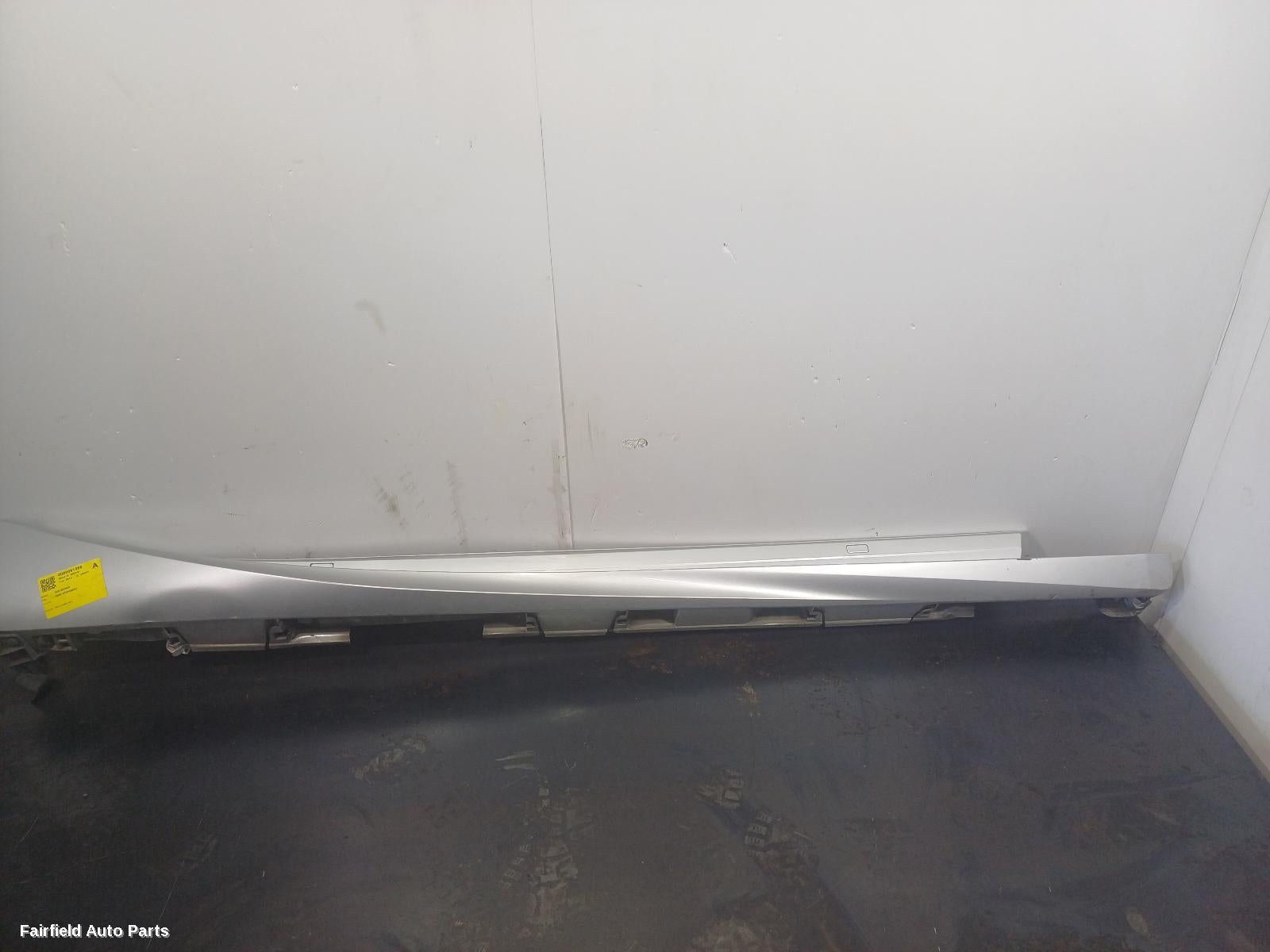 2013-2023 Lexus Is Series Side Step Skirt