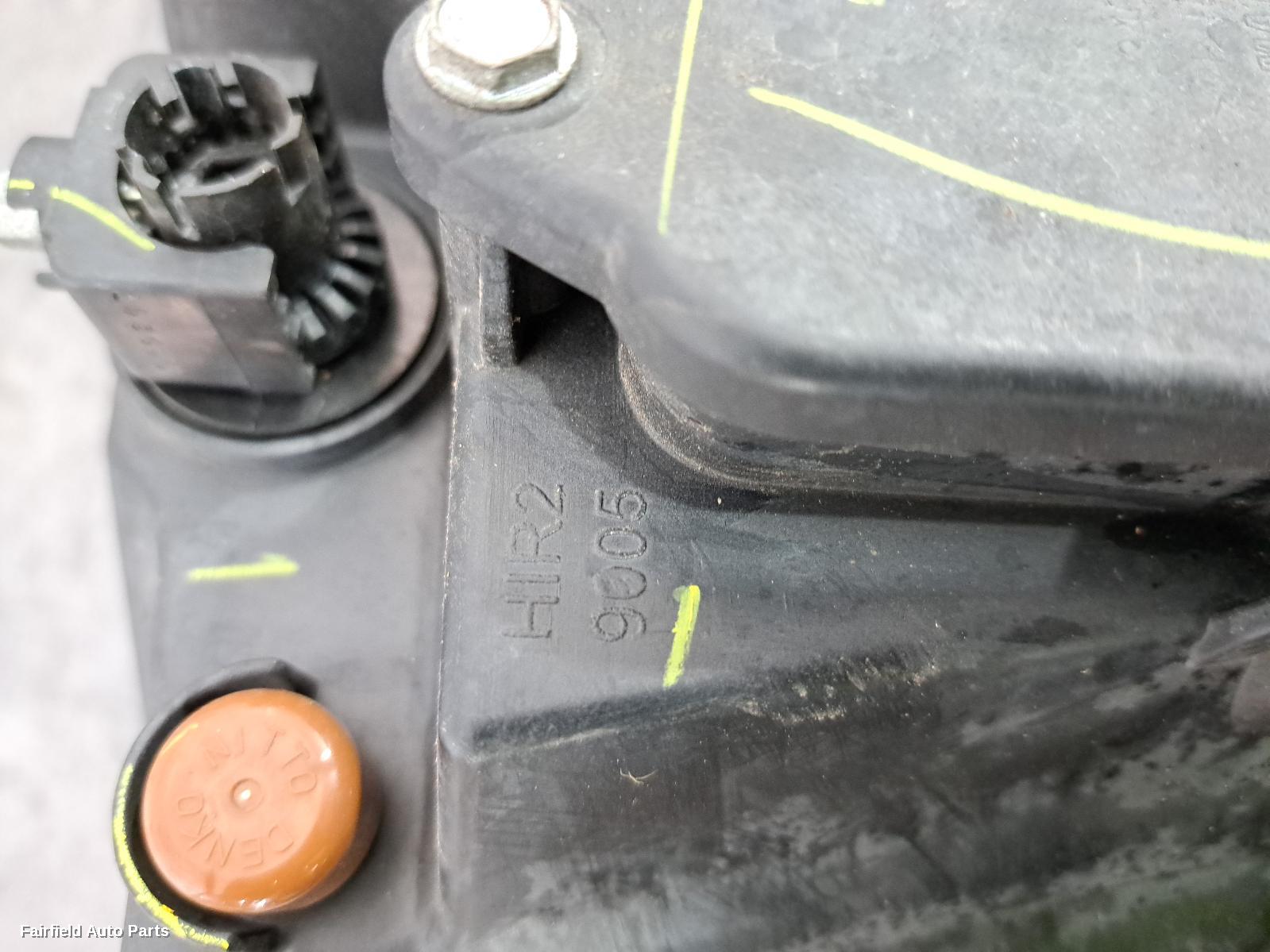 2017-2023 Ram 1500 Right Headlamp