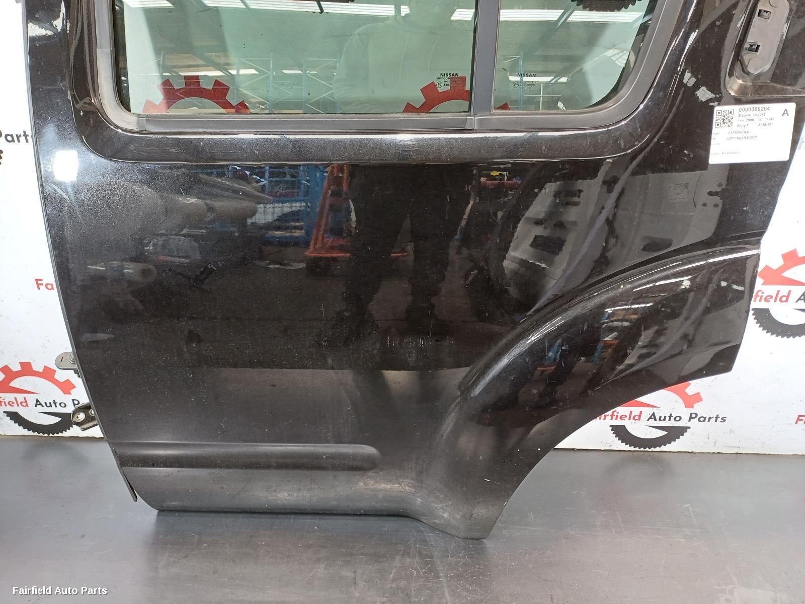 2005-2013 Nissan Pathfinder Left Rear Door Sliding