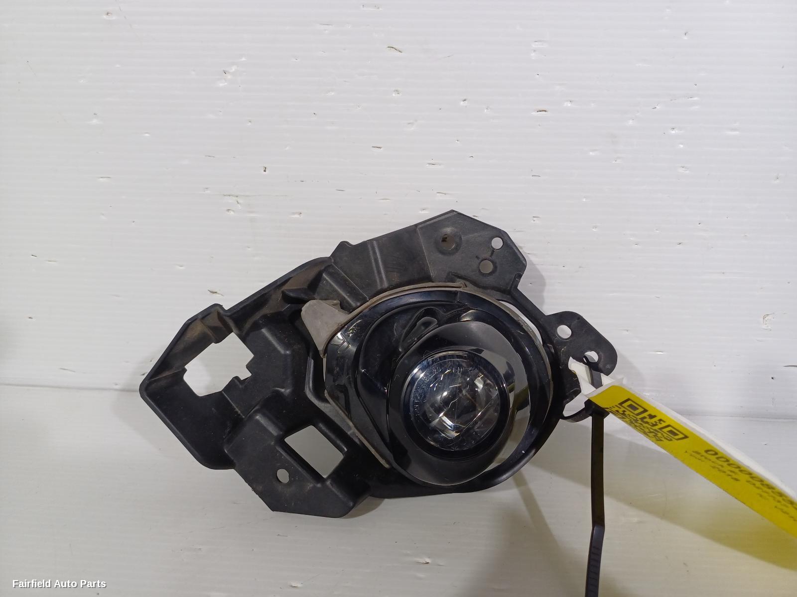 2016-2019 Mazda 3 Right Indicator Fog Side