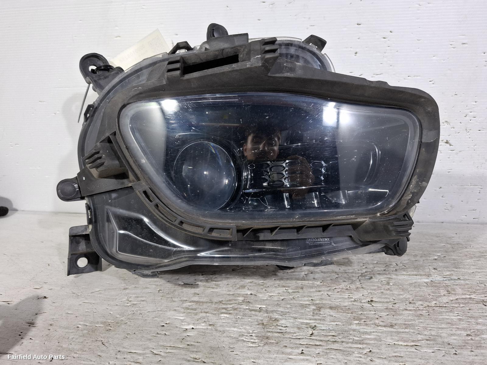 2014-2018 Jeep Cherokee Left Headlamp