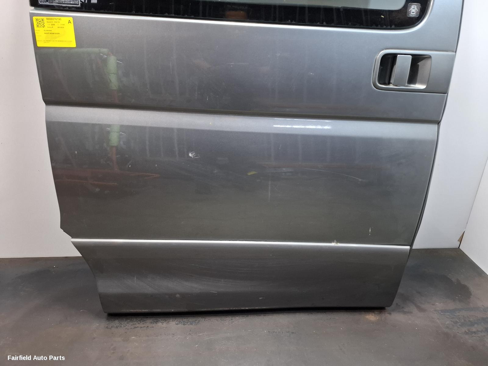 2002-2010 Nissan Elgrand Right Rear Door Sliding
