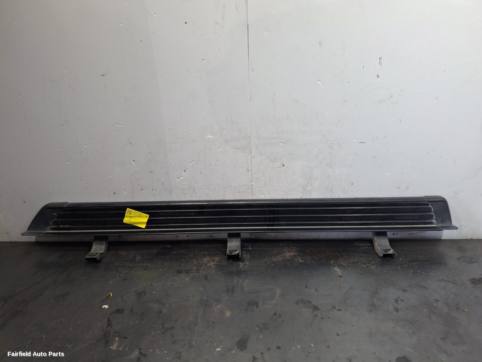 2015-2025 Nissan Navara Side Step Skirt
