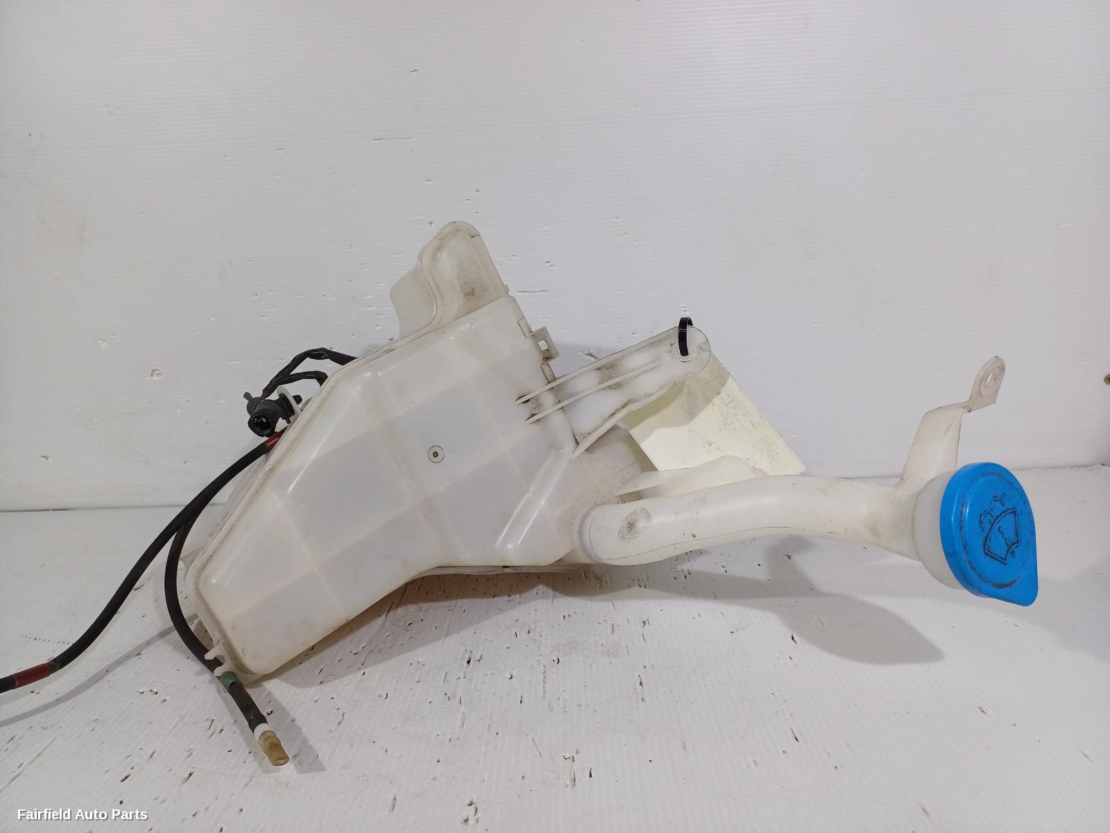 2012-2018 Suzuki Vitara Washer Bottle