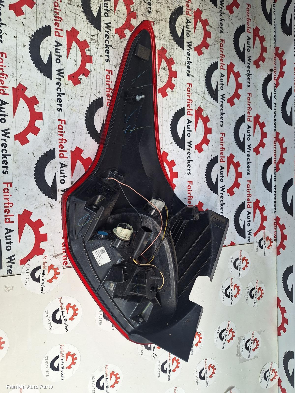 2015-2018 Ford Focus Right Taillight