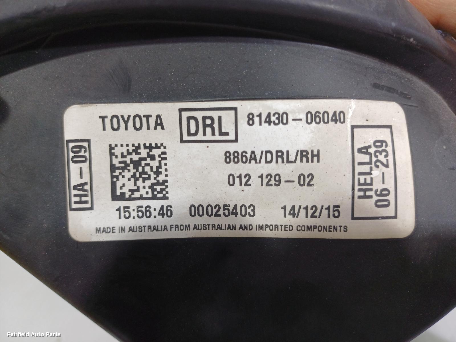 2015-2017 Toyota Camry Right Indicator Fog Side