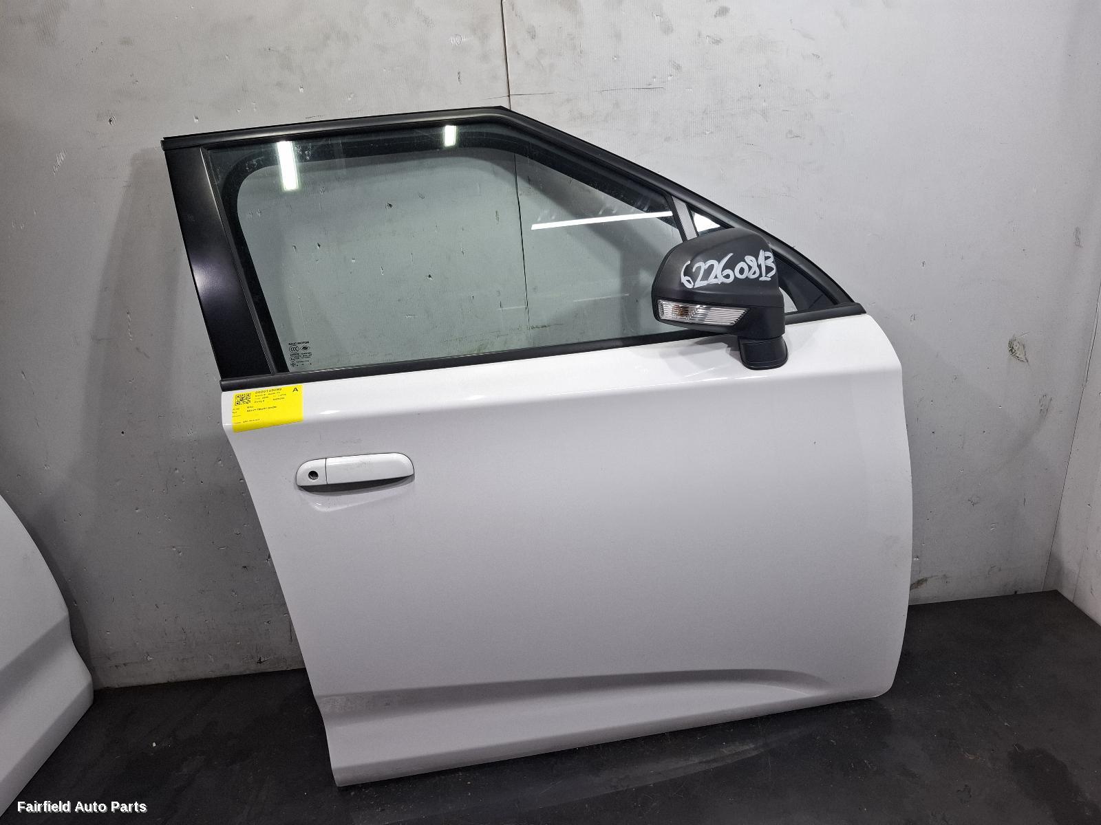 2016-2025 Mg Mg3 Right Front Door