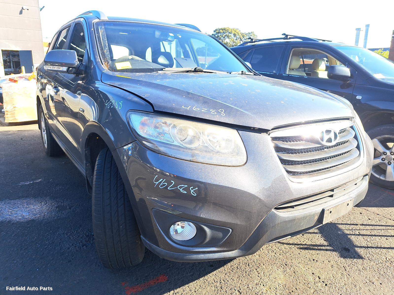 2009-2012 Hyundai Santa Fe Left Rear Door Sliding