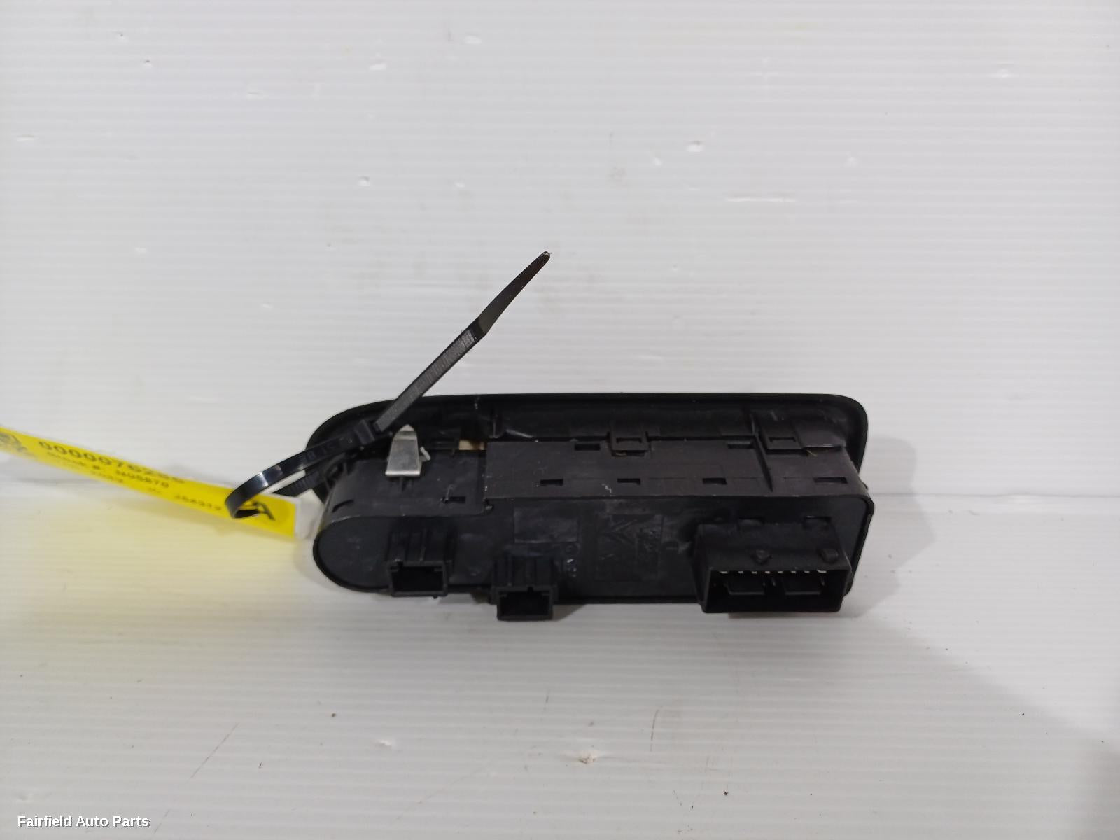 2011-2017 Peugeot 508 Pwr Dr Wind Switch