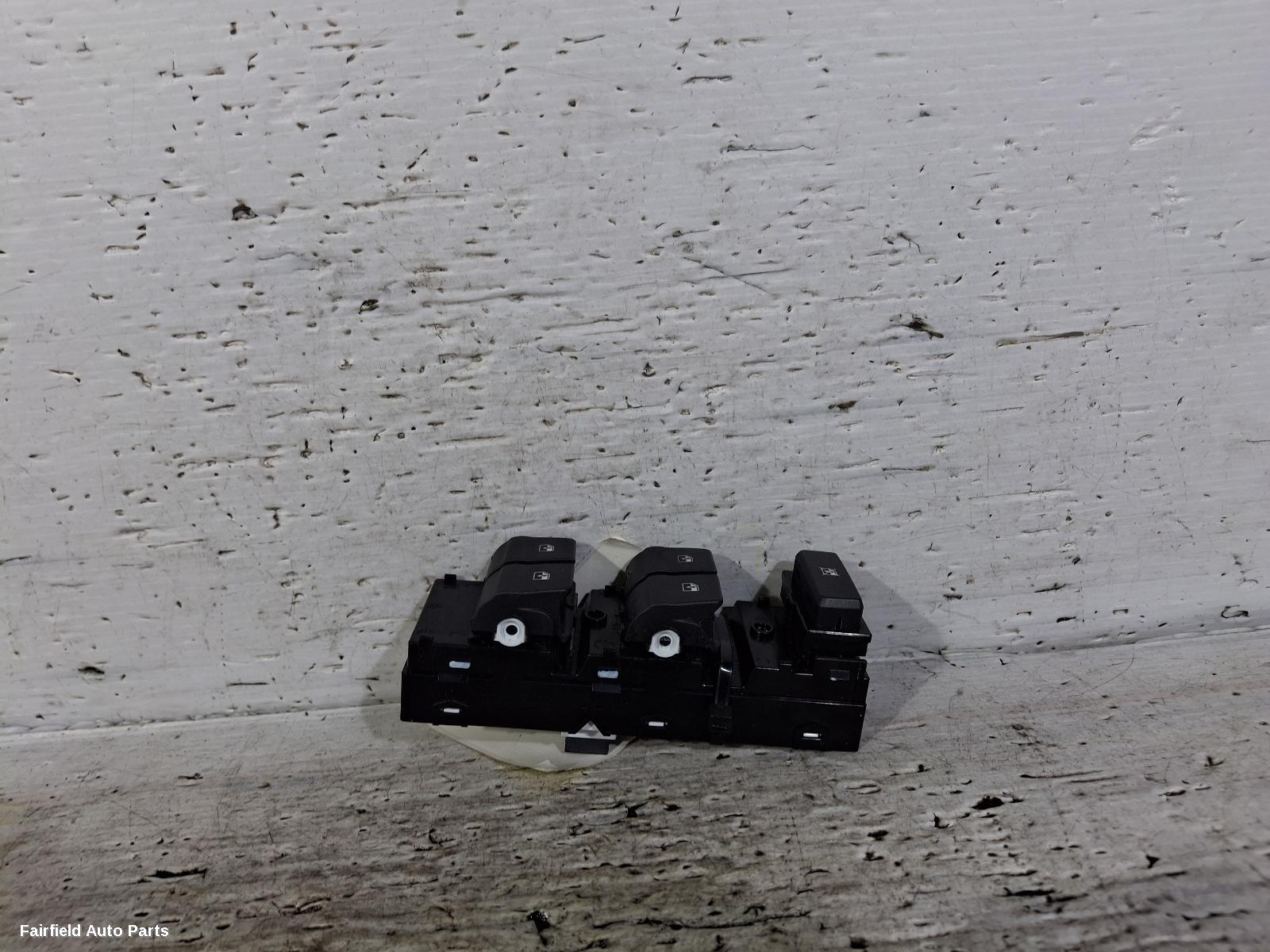 2017-2025 Hyundai I30 Pwr Dr Wind Switch