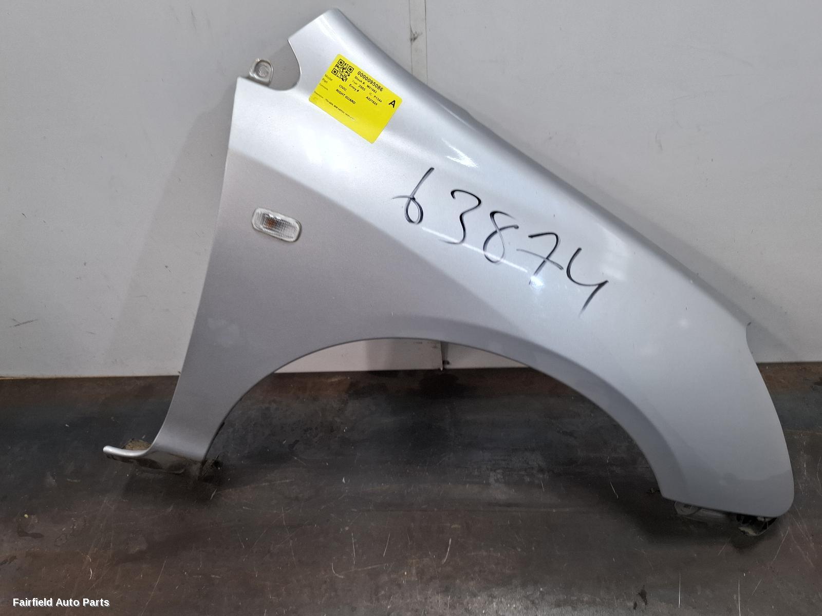 2003-2005 Honda Civic Right Guard