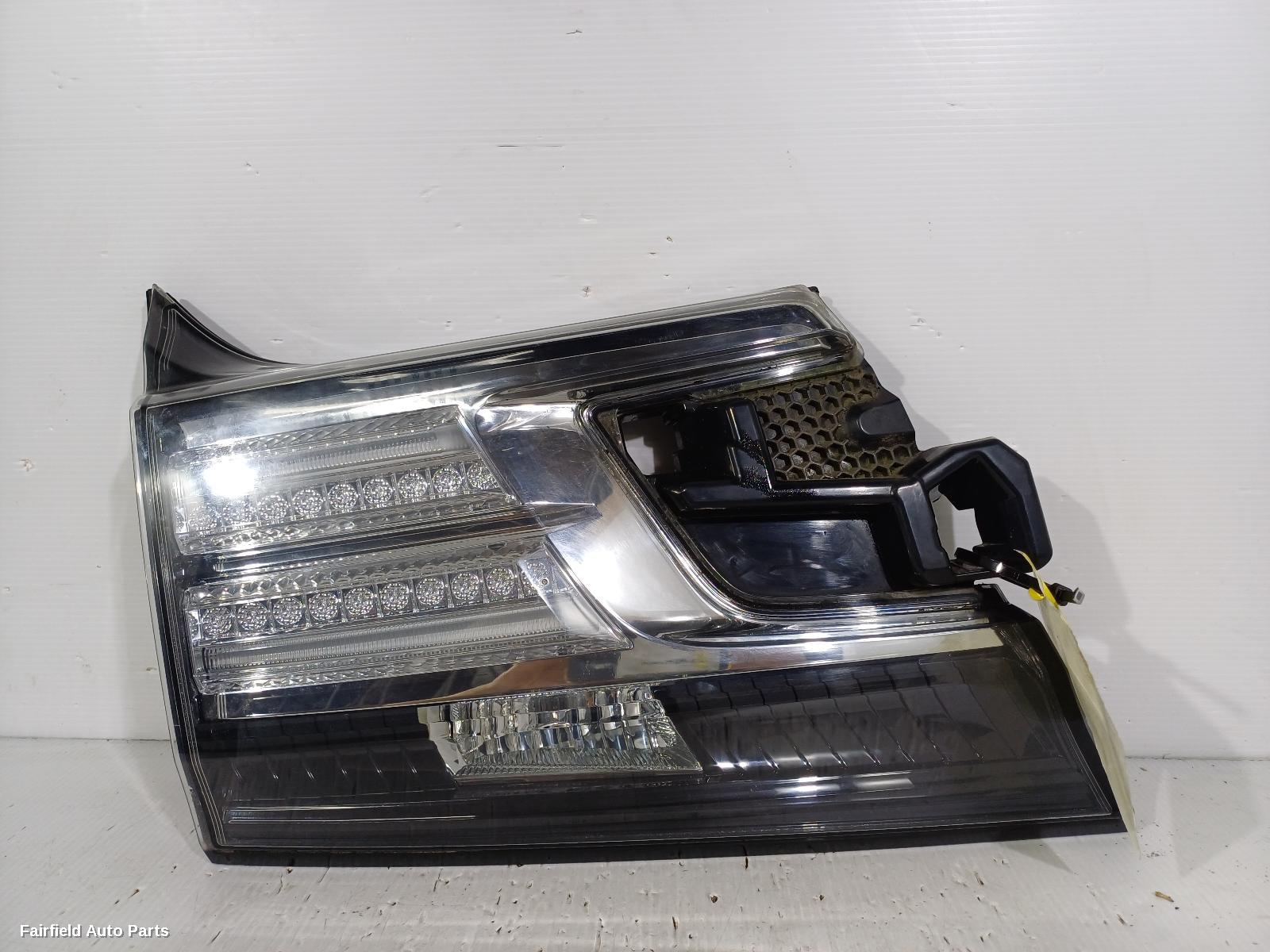2018-2023 Toyota Alphard Rear Garnish