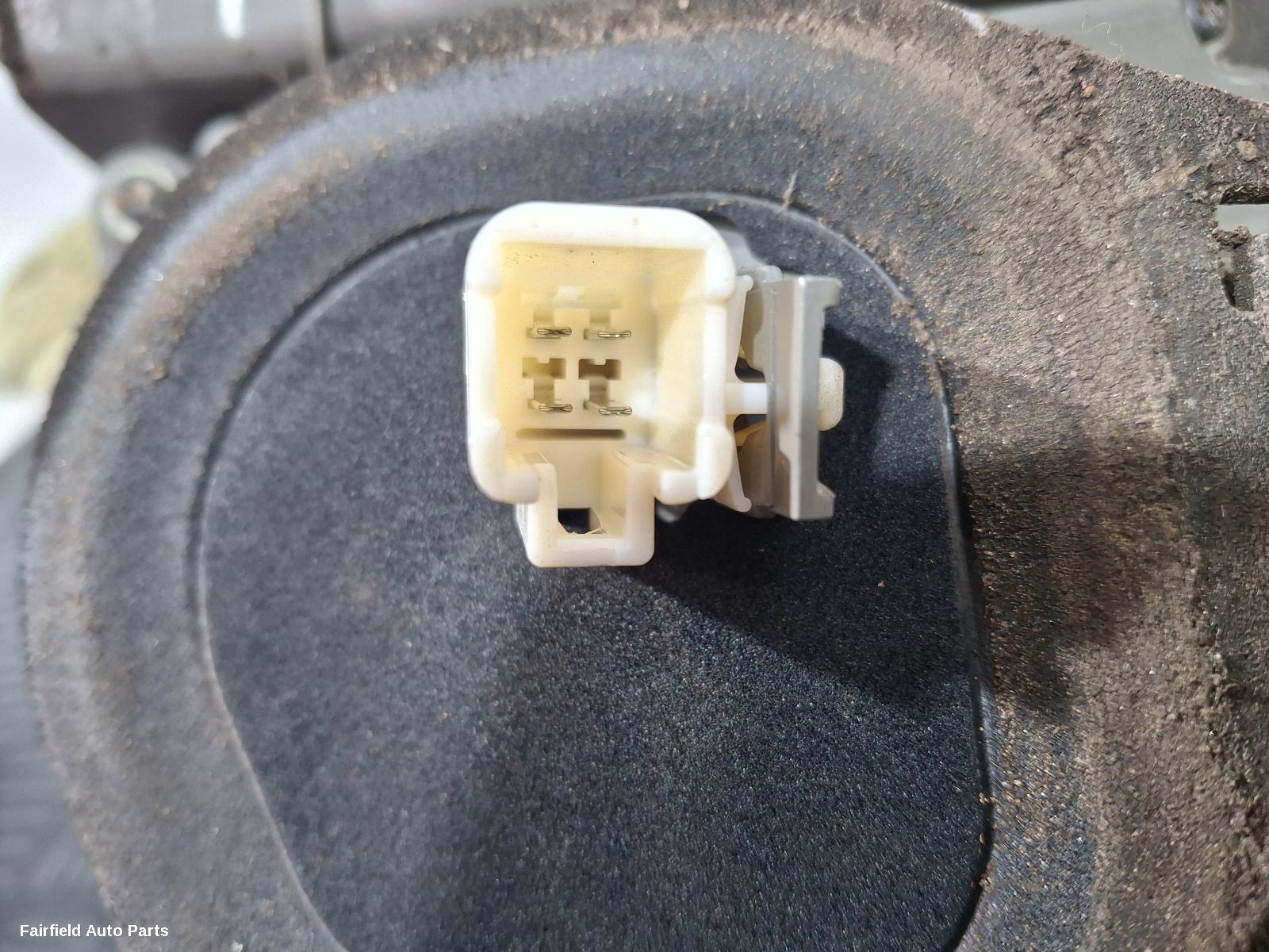 2006-2008 Toyota Tarago Left Taillight