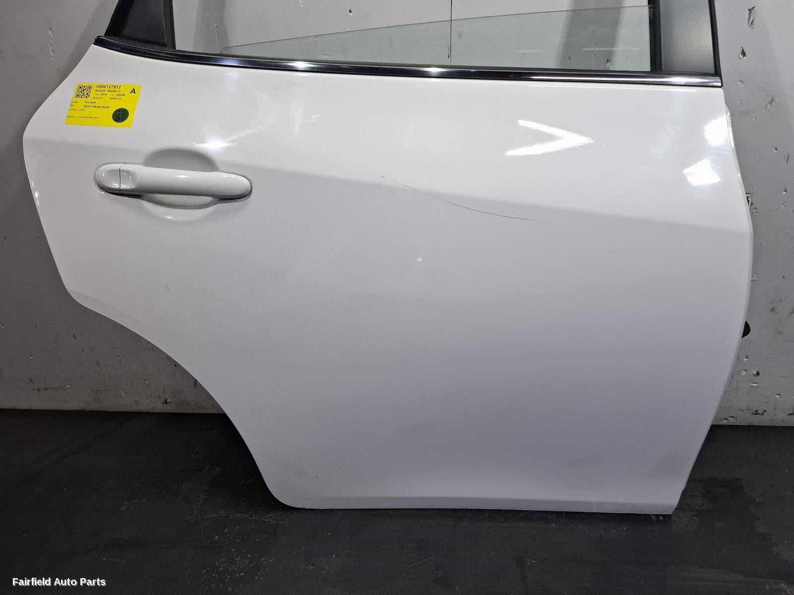 2013-2016 Nissan Pulsar Right Rear Door Sliding