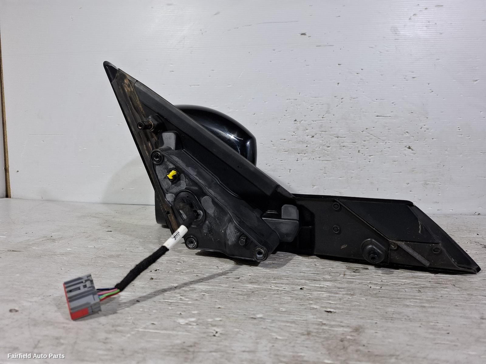 2016-2020 Land Rover Discovery Left Door Mirror