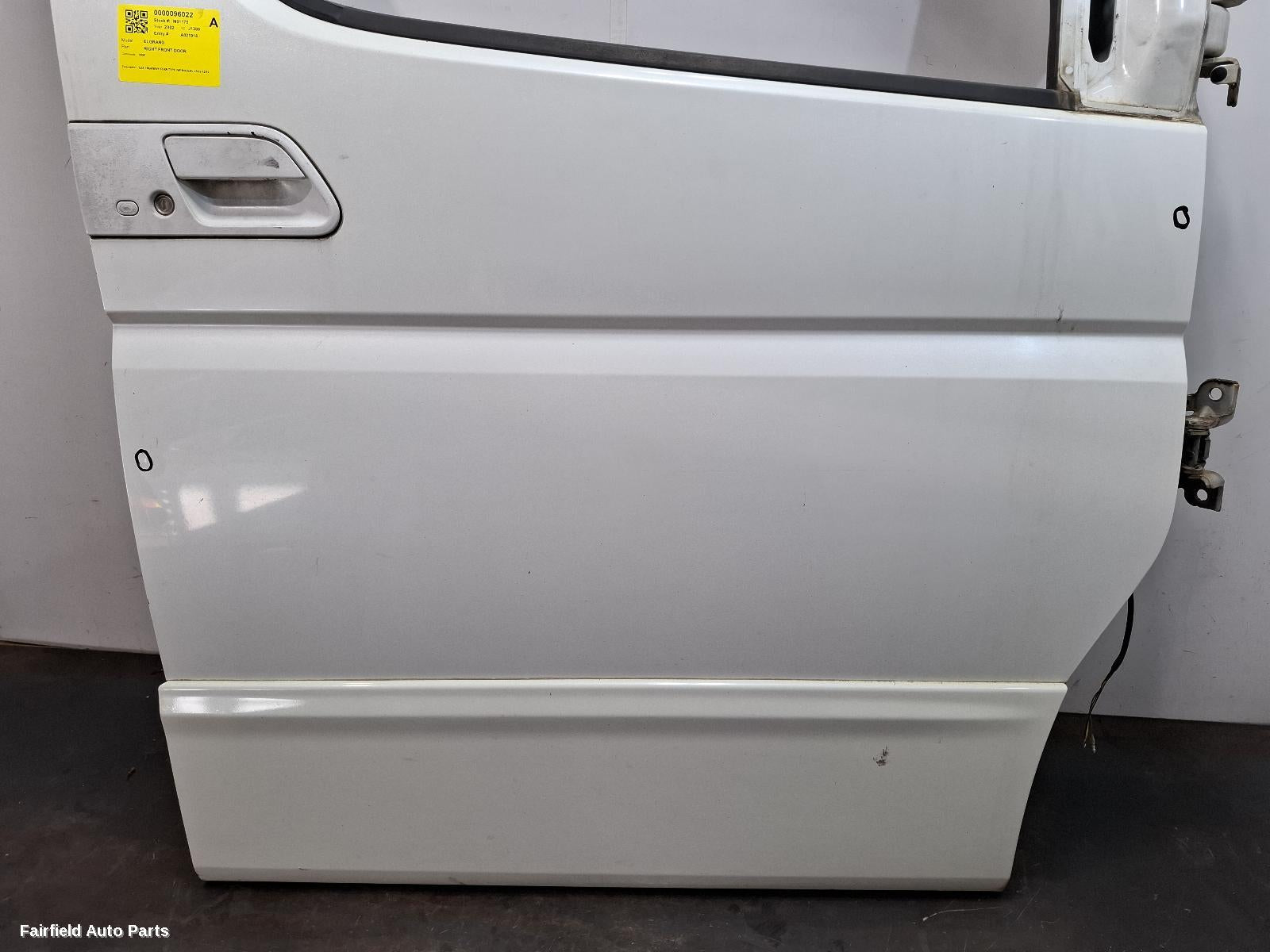 2002-2010 Nissan Elgrand Right Front Door