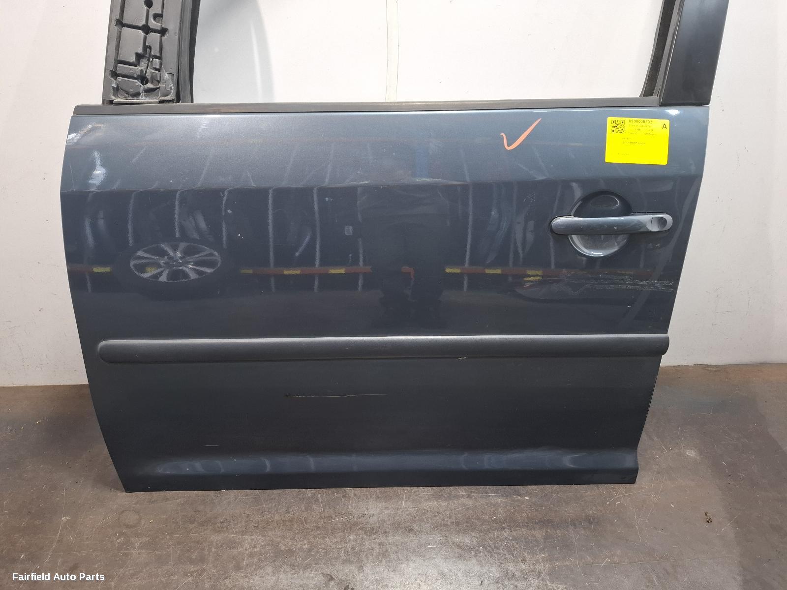 2004-2015 Volkswagen Caddy Left Front Door