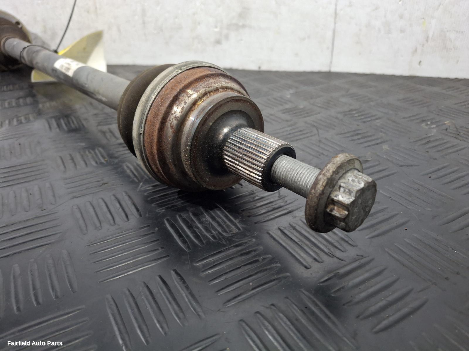 2016-2023 Skoda Superb Right Driveshaft
