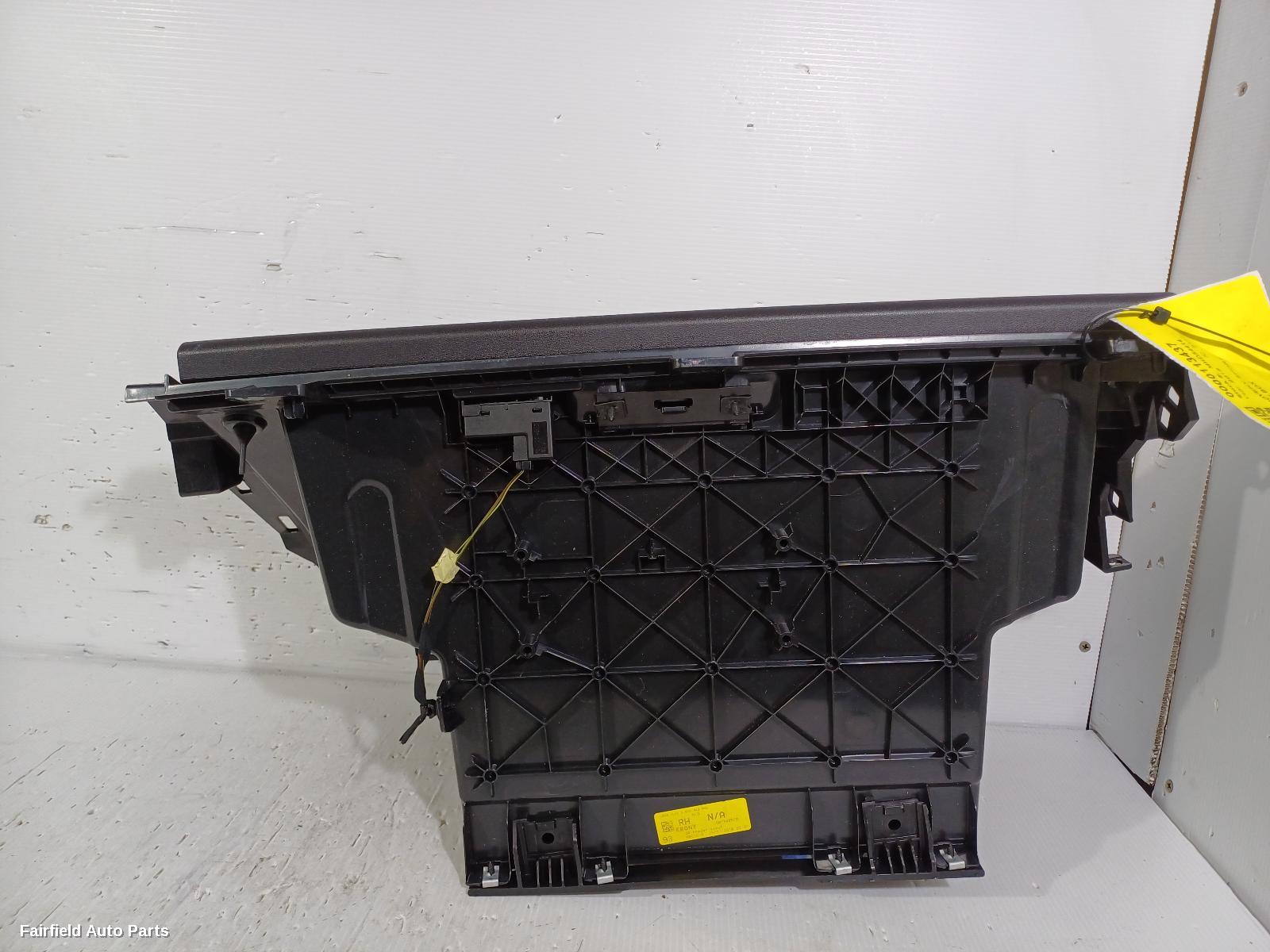 2015-2026 Land Rover Discovery Sport Glove Box