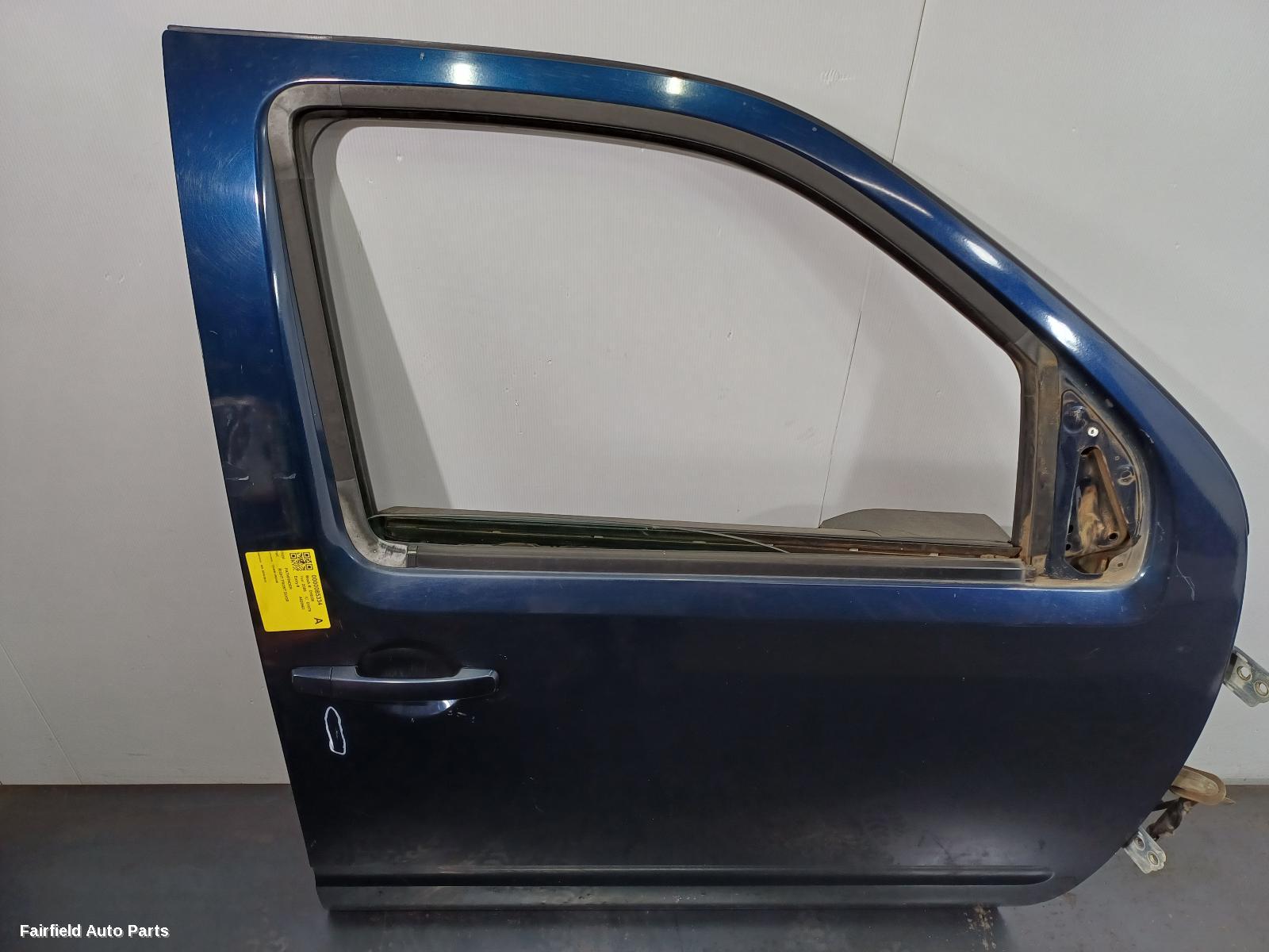2005-2013 Nissan Pathfinder Right Front Door
