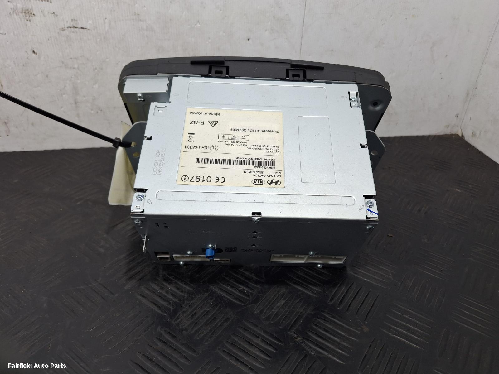 2015-2017 Kia Sorento Radio Cd Dvd Sat Tv