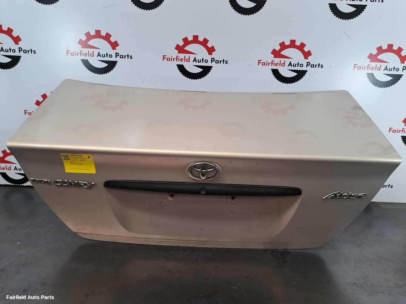 2002-2004 Toyota Camry Bootlid Tailgate